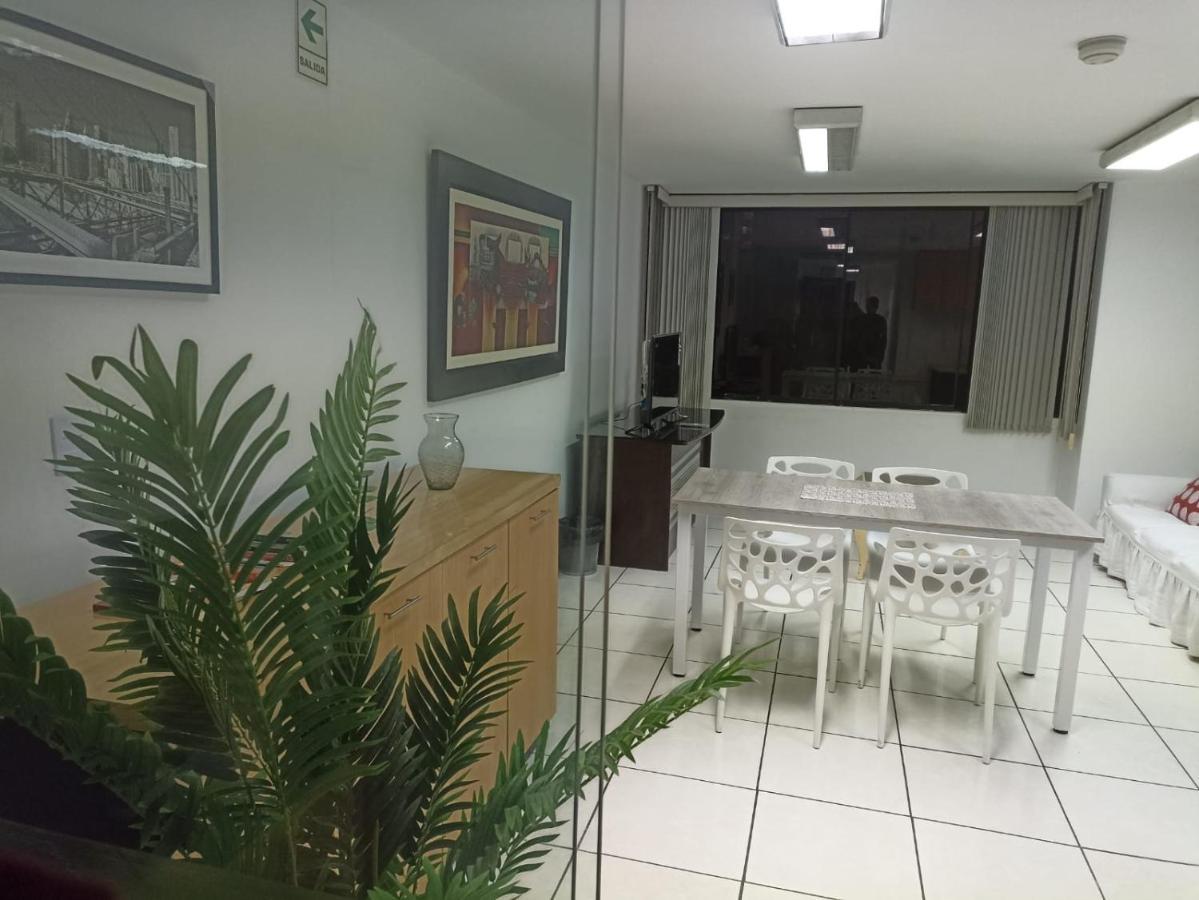 Hospedaje San Isidro 402 Lima Zewnętrze zdjęcie